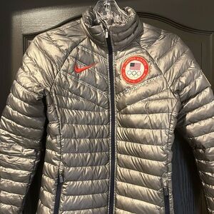 Nike Women’s Team USA Podium Jacket